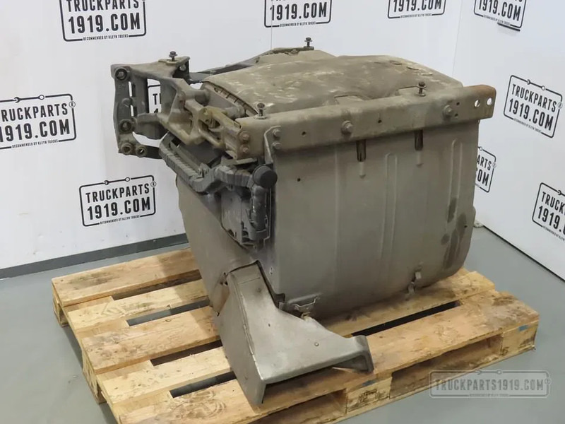 DAF 2300744 Katalysator Euro6 - Katalyzátor výfukových plynů pro Nákladní auto: obrázek 1 DAF 2300744 Katalysator Euro6 - Katalyzátor výfukových plynů pro Nákladní auto: obrázek 1