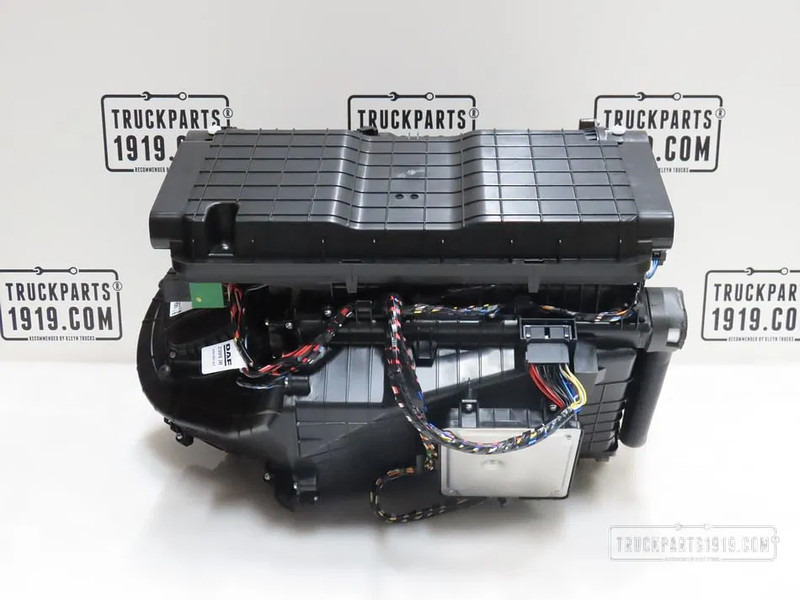 DAF 2302626 Kachelhuis CF - Topení/ Ventilace pro Nákladní auto: obrázek 2 DAF 2302626 Kachelhuis CF - Topení/ Ventilace pro Nákladní auto: obrázek 2