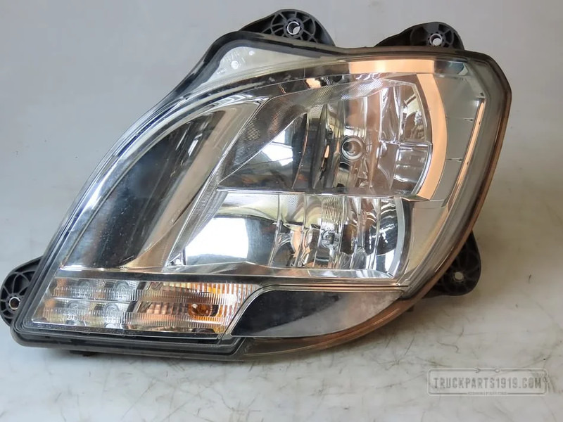 DAF Lighting Koplamp Li. DAF XF 106 - Světlomet pro Nákladní auto: obrázek 1 DAF Lighting Koplamp Li. DAF XF 106 - Světlomet pro Nákladní auto: obrázek 1