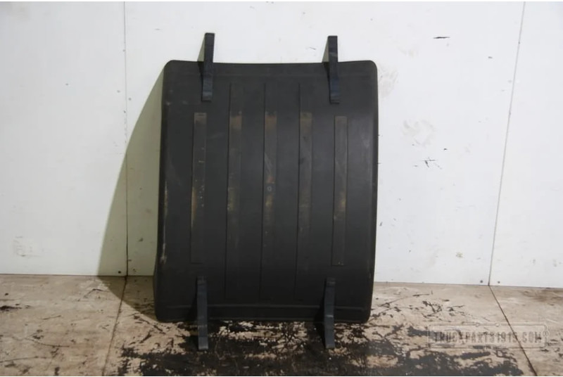Iveco Body & Chassis Parts Bovenkap Iveco - Křídlo pro Nákladní auto: obrázek 1 Iveco Body & Chassis Parts Bovenkap Iveco - Křídlo pro Nákladní auto: obrázek 1