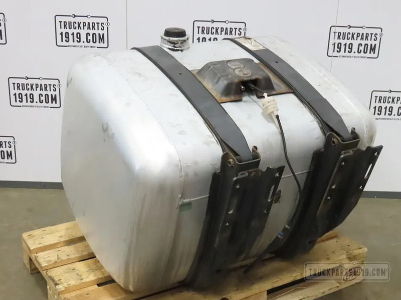 Mercedes-Benz 9604704203 Brandstoftank + steunen 430L - Palivová nádrž pro Nákladní auto: obrázek 2 Mercedes-Benz 9604704203 Brandstoftank + steunen 430L - Palivová nádrž pro Nákladní auto: obrázek 2