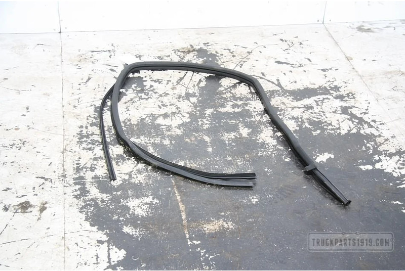 Mercedes-Benz Body & Chassis Parts Ruitgeleider Sprinter - Okno a díly pro Nákladní auto: obrázek 1 Mercedes-Benz Body & Chassis Parts Ruitgeleider Sprinter - Okno a díly pro Nákladní auto: obrázek 1