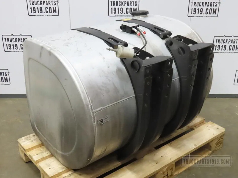 Volvo 21516447 | Brandstoftank + steunen 405L - Palivová nádrž pro Nákladní auto: obrázek 2 Volvo 21516447 | Brandstoftank + steunen 405L - Palivová nádrž pro Nákladní auto: obrázek 2