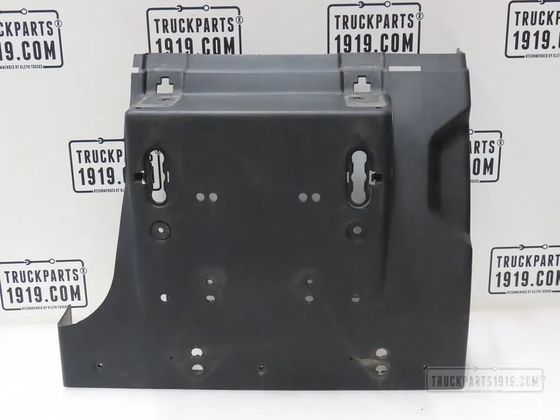 Volvo 22087720 Spatbord - Karoserie a exteriér pro Nákladní auto: obrázek 1 Volvo 22087720 Spatbord - Karoserie a exteriér pro Nákladní auto: obrázek 1