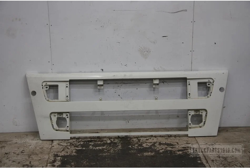 Volvo Body & Chassis Parts Ondergrille Volvo FH - Mřížka pro Nákladní auto: obrázek 1 Volvo Body & Chassis Parts Ondergrille Volvo FH - Mřížka pro Nákladní auto: obrázek 1