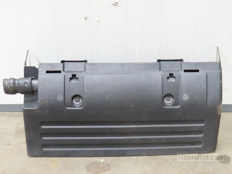 Volvo Body & Chassis Parts Spatbord achter Li. voor Volvo - Karoserie a exteriér pro Nákladní auto: obrázek 1 Volvo Body & Chassis Parts Spatbord achter Li. voor Volvo - Karoserie a exteriér pro Nákladní auto: obrázek 1