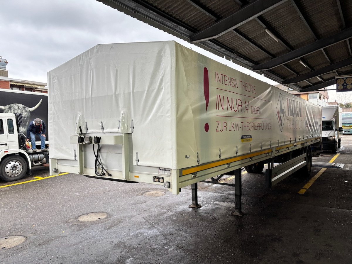 ANDRES SA 9000 - Plachtový návěs: obrázek 4 ANDRES SA 9000 - Plachtový návěs: obrázek 4