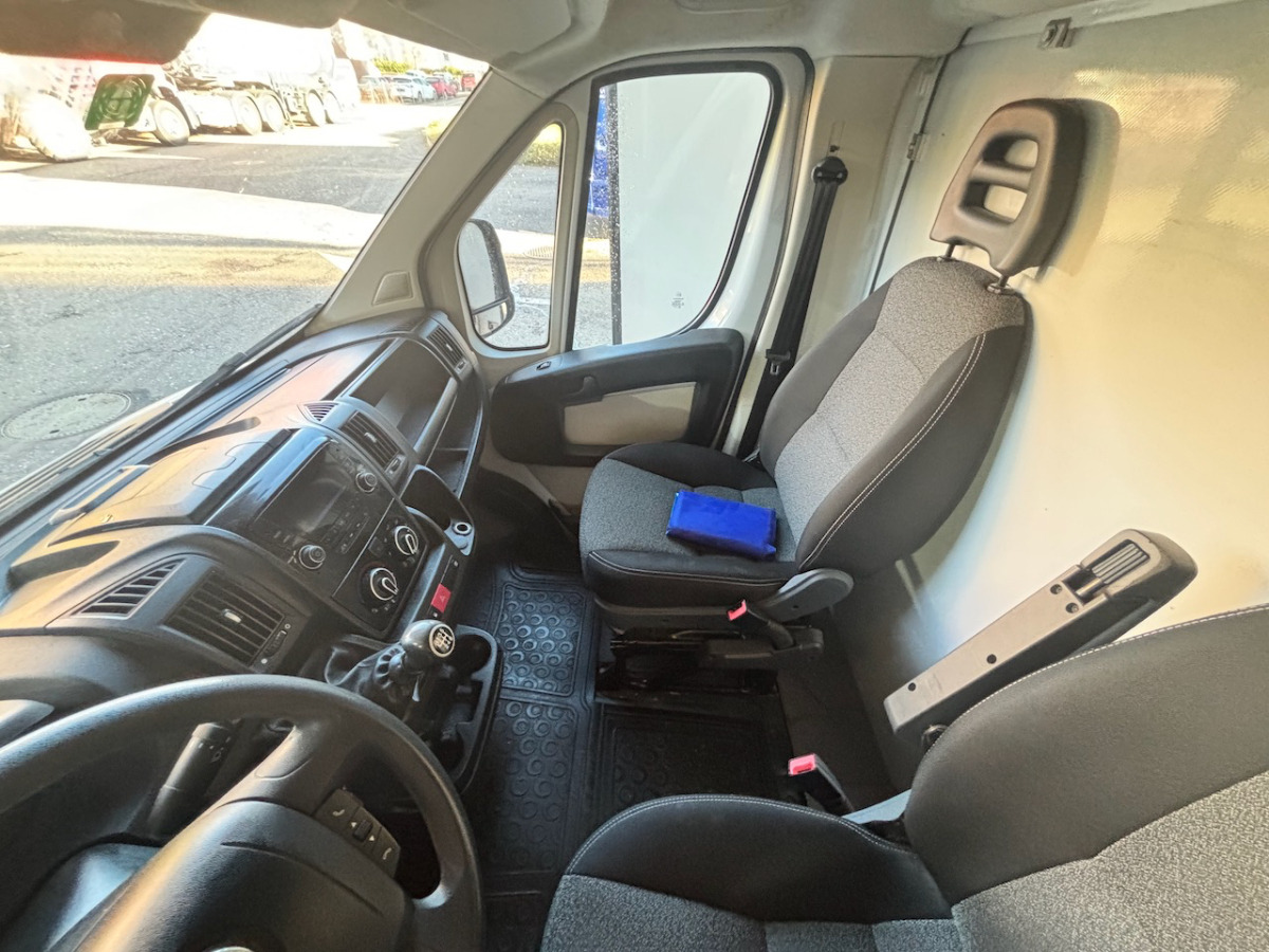 FIAT Ducato 2.3MJ - Chladící dodávka: obrázek 5 FIAT Ducato 2.3MJ - Chladící dodávka: obrázek 5