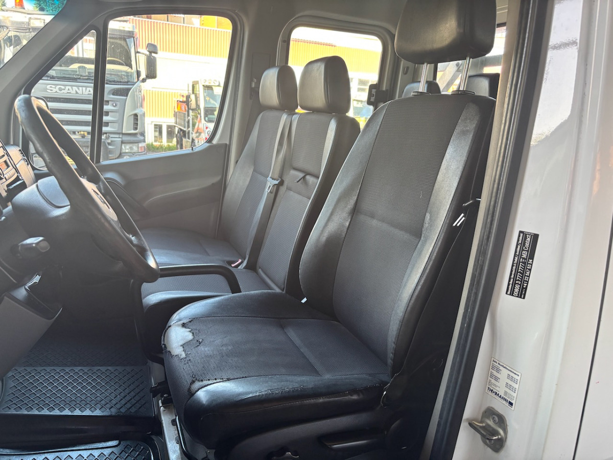 Dodávka valník, Dodávka s dvojitou kabinou MERCEDES 316 CDI: obrázek 10 Dodávka valník, Dodávka s dvojitou kabinou MERCEDES 316 CDI: obrázek 10