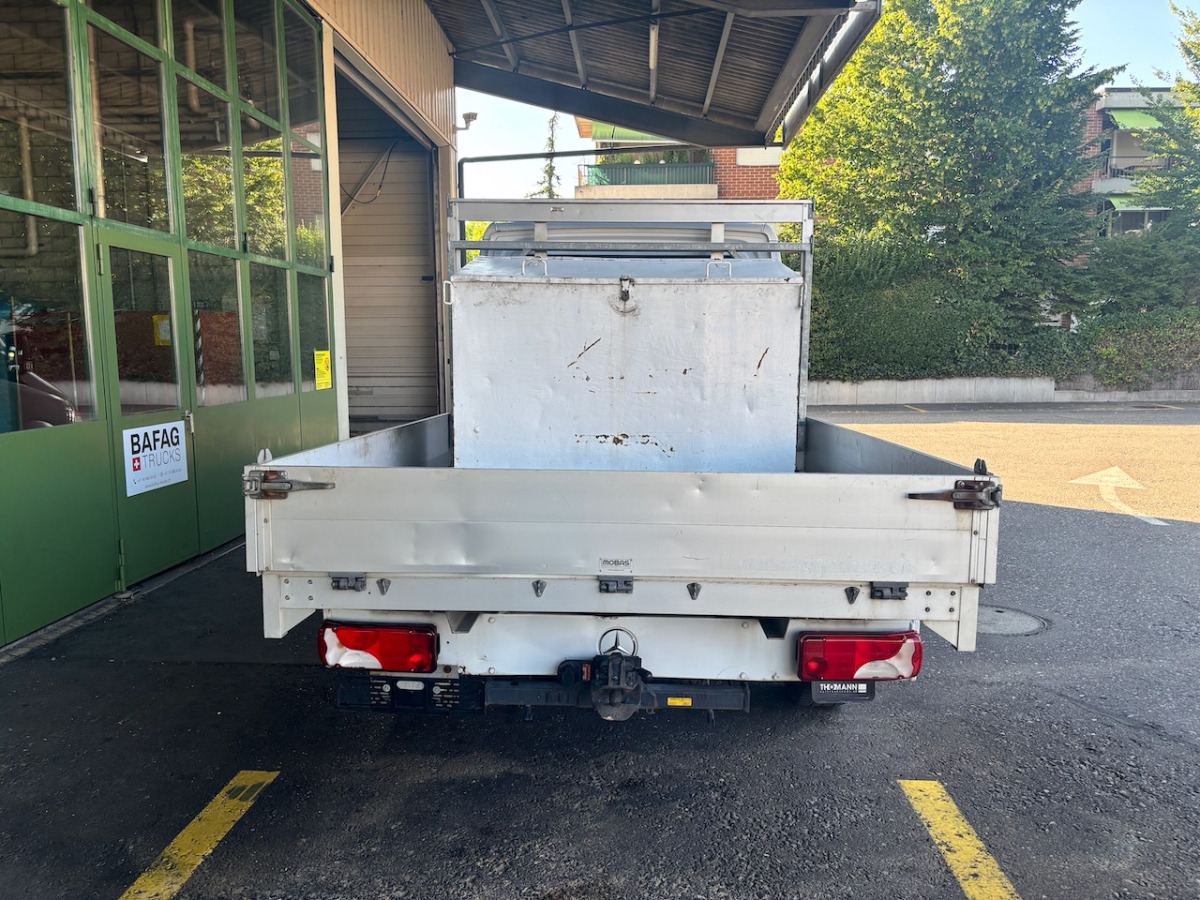 Dodávka valník, Dodávka s dvojitou kabinou MERCEDES 316 CDI: obrázek 6 Dodávka valník, Dodávka s dvojitou kabinou MERCEDES 316 CDI: obrázek 6