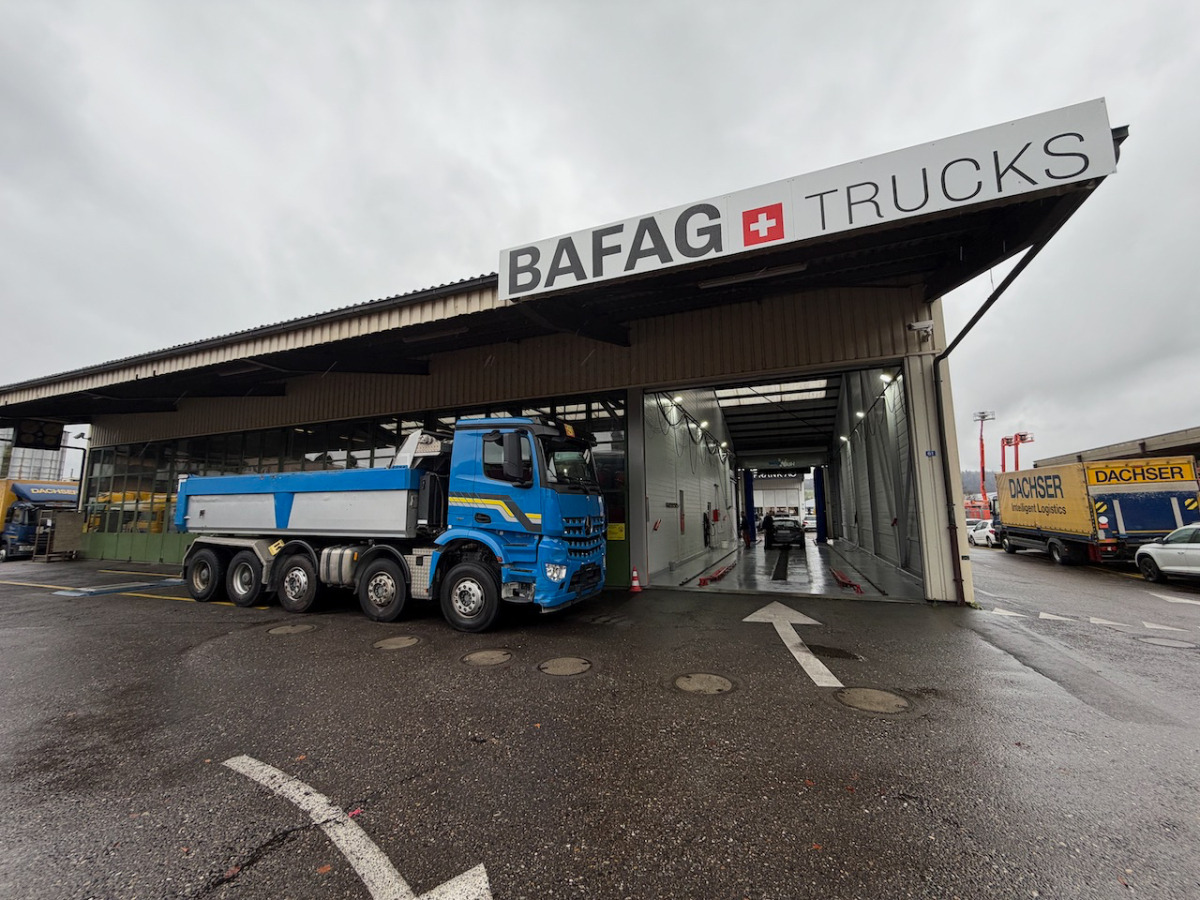 MERCEDES Arocs 4451 - Sklápěč: obrázek 2 MERCEDES Arocs 4451 - Sklápěč: obrázek 2