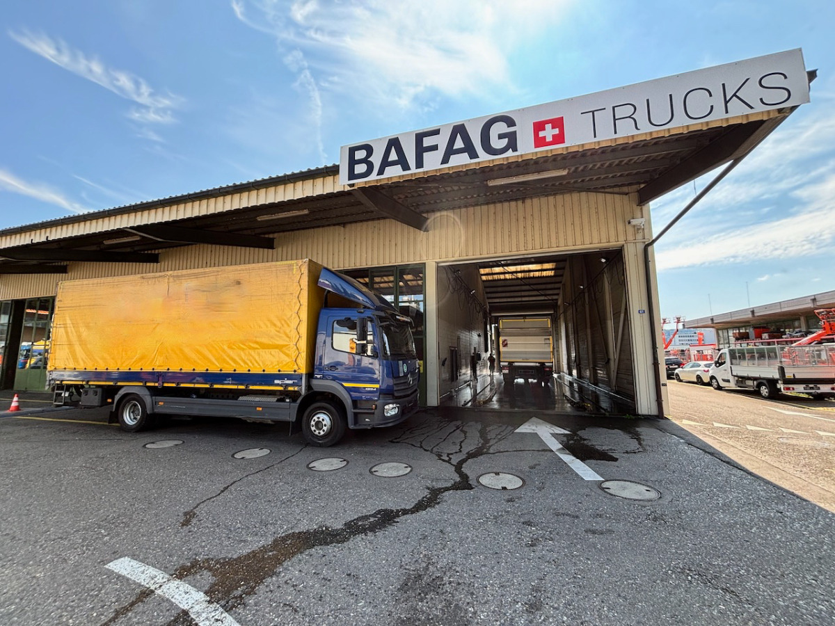 MERCEDES Atego 1224 - Plachtový nákladní auto: obrázek 2 MERCEDES Atego 1224 - Plachtový nákladní auto: obrázek 2
