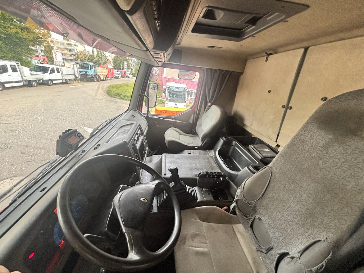 RENAULT Kerax 420DCI 4x4 - Sklápěč: obrázek 4 RENAULT Kerax 420DCI 4x4 - Sklápěč: obrázek 4