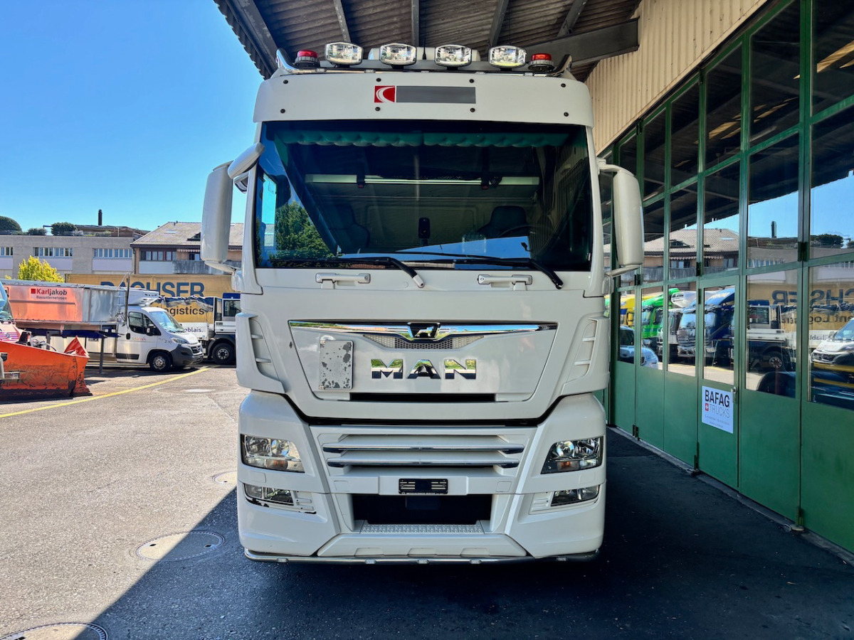MAN TGX 18.640 - Tahač: obrázek 3 MAN TGX 18.640 - Tahač: obrázek 3