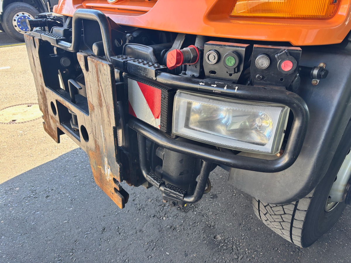 UNIMOG U400 - Sklápěč: obrázek 4 UNIMOG U400 - Sklápěč: obrázek 4