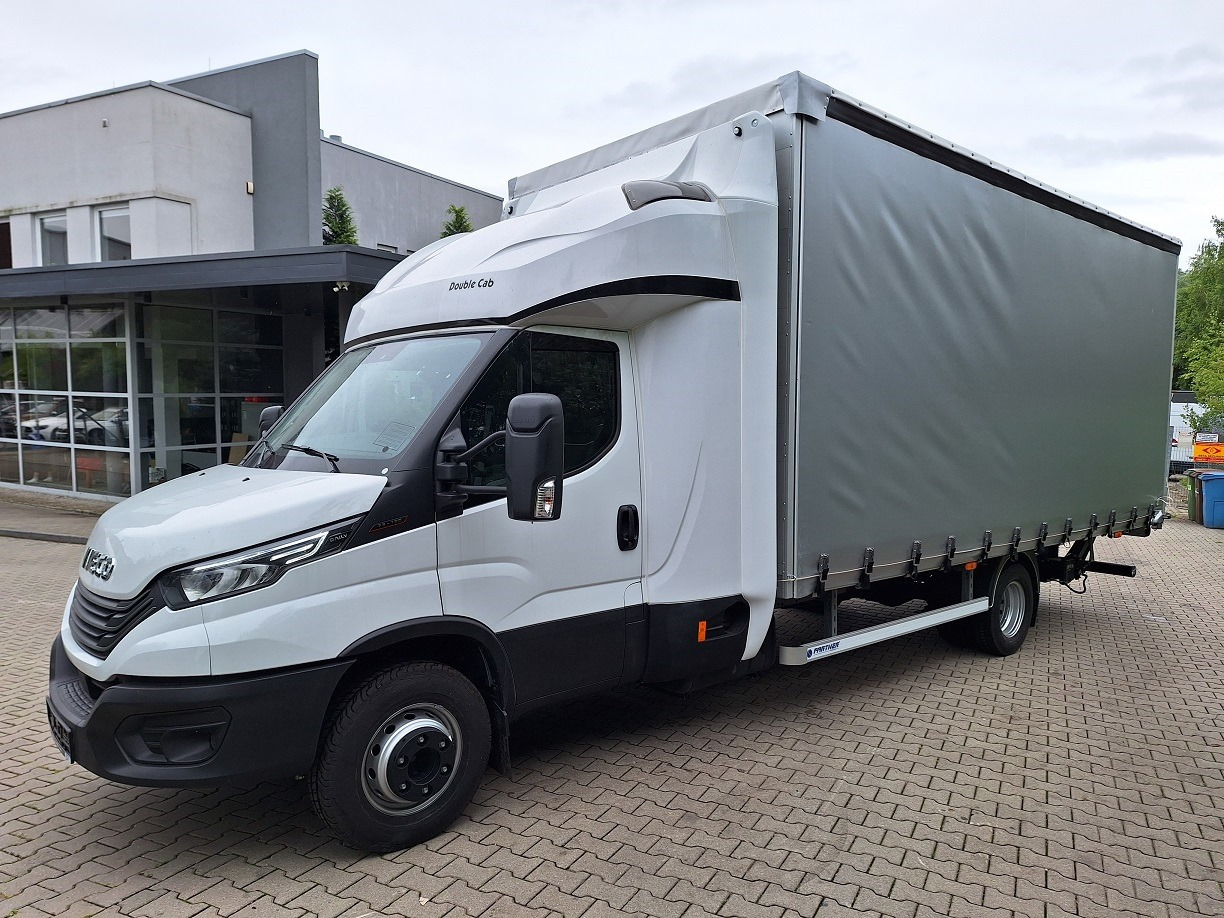 Iveco Daily 70C18A8 Backsleeper BÄR - Plachtová dodávka: obrázek 1 Iveco Daily 70C18A8 Backsleeper BÄR - Plachtová dodávka: obrázek 1