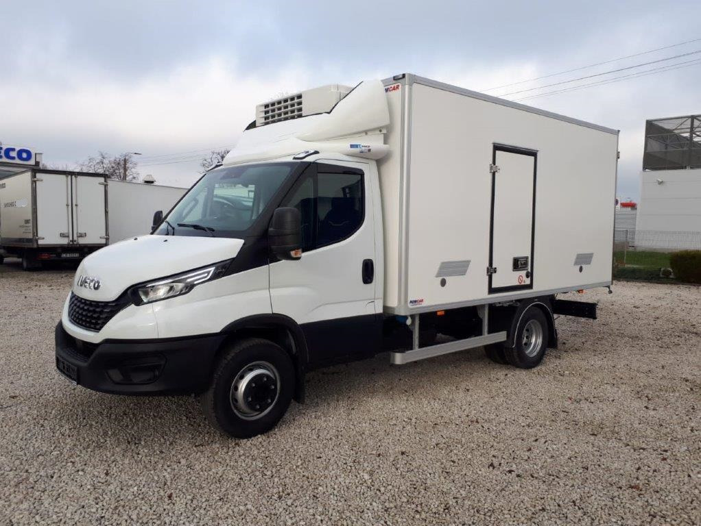 Iveco Daily 70C21A8 Tiefkühkoffer -18°C - Chladící dodávka: obrázek 2 Iveco Daily 70C21A8 Tiefkühkoffer -18°C - Chladící dodávka: obrázek 2