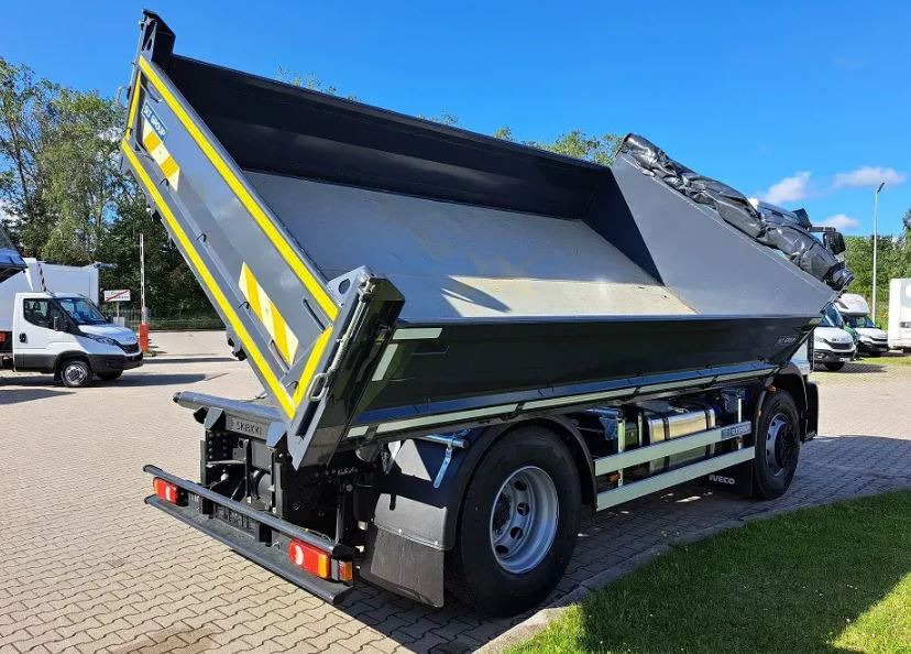 Iveco EUROCARGO ML180E28/P 3-Seiten Kipper 4x2 - Sklápěč: obrázek 3 Iveco EUROCARGO ML180E28/P 3-Seiten Kipper 4x2 - Sklápěč: obrázek 3
