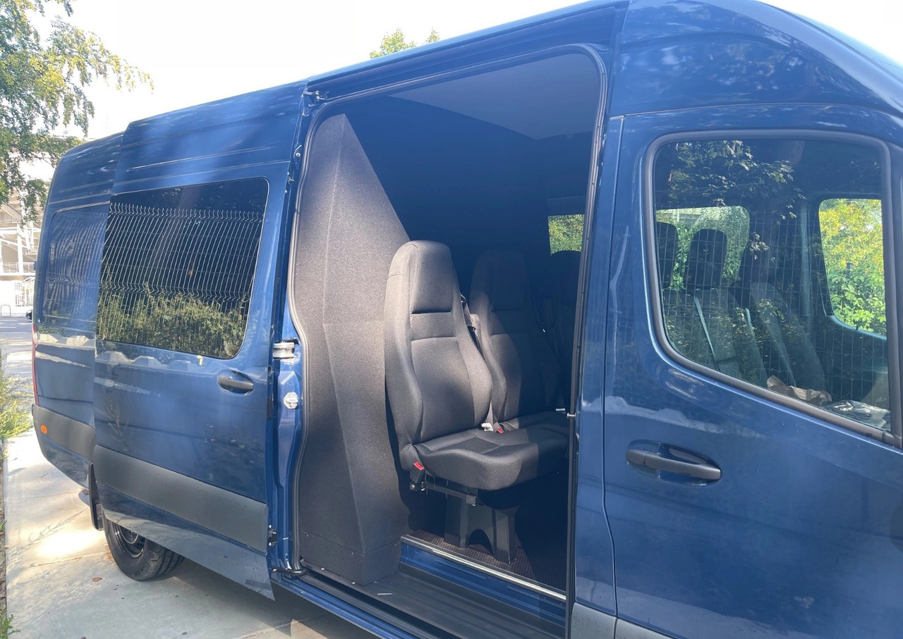 Mercedes-Benz Sprinter 317 L3H2 6-Sitze - Furgon, Dodávka s dvojitou kabinou: obrázek 1 Mercedes-Benz Sprinter 317 L3H2 6-Sitze - Furgon, Dodávka s dvojitou kabinou: obrázek 1