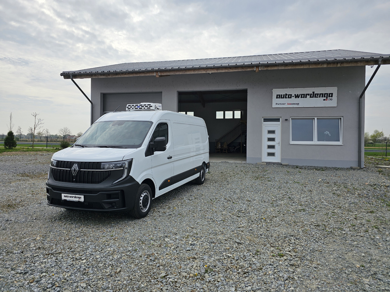 Renault Master 170 L3H2 Kühlkasten 220V Standkühlung - Chladící dodávka: obrázek 5 Renault Master 170 L3H2 Kühlkasten 220V Standkühlung - Chladící dodávka: obrázek 5