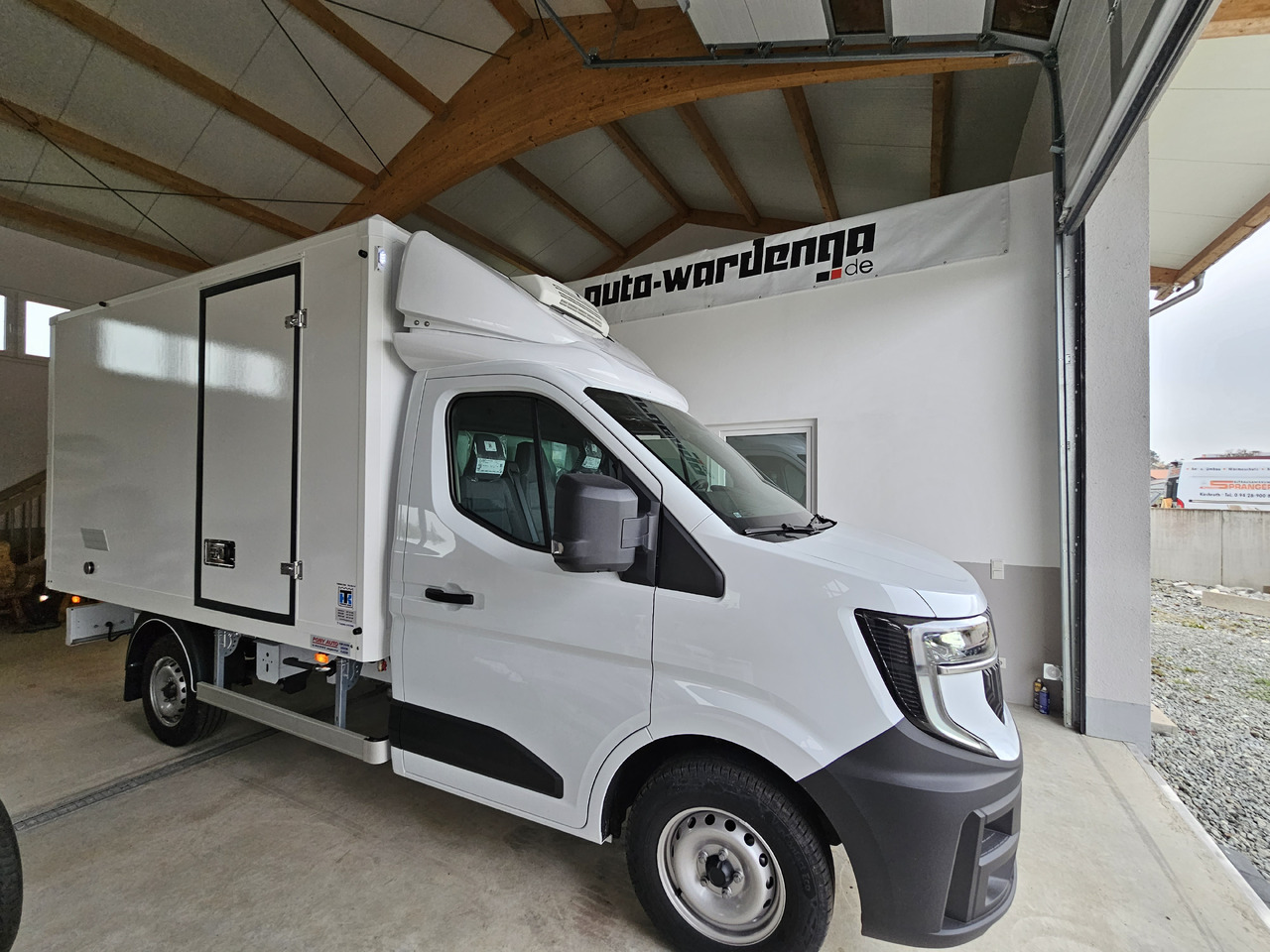 Renault Master Kühlkoffer O°/+20°C 230V Standkühlung - Chladící dodávka: obrázek 1 Renault Master Kühlkoffer O°/+20°C 230V Standkühlung - Chladící dodávka: obrázek 1