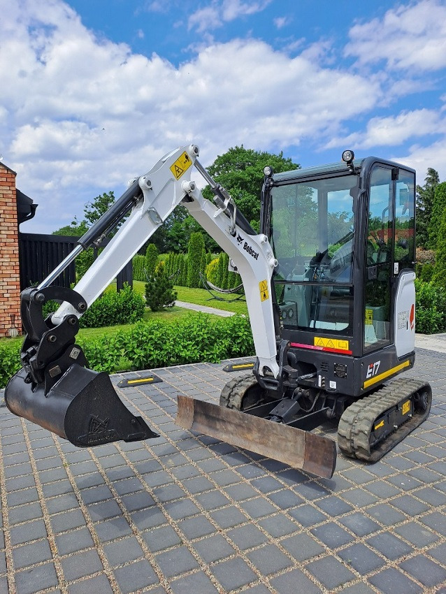 Bobcat E17 - Mini rýpadlo: obrázek 1 Bobcat E17 - Mini rýpadlo: obrázek 1