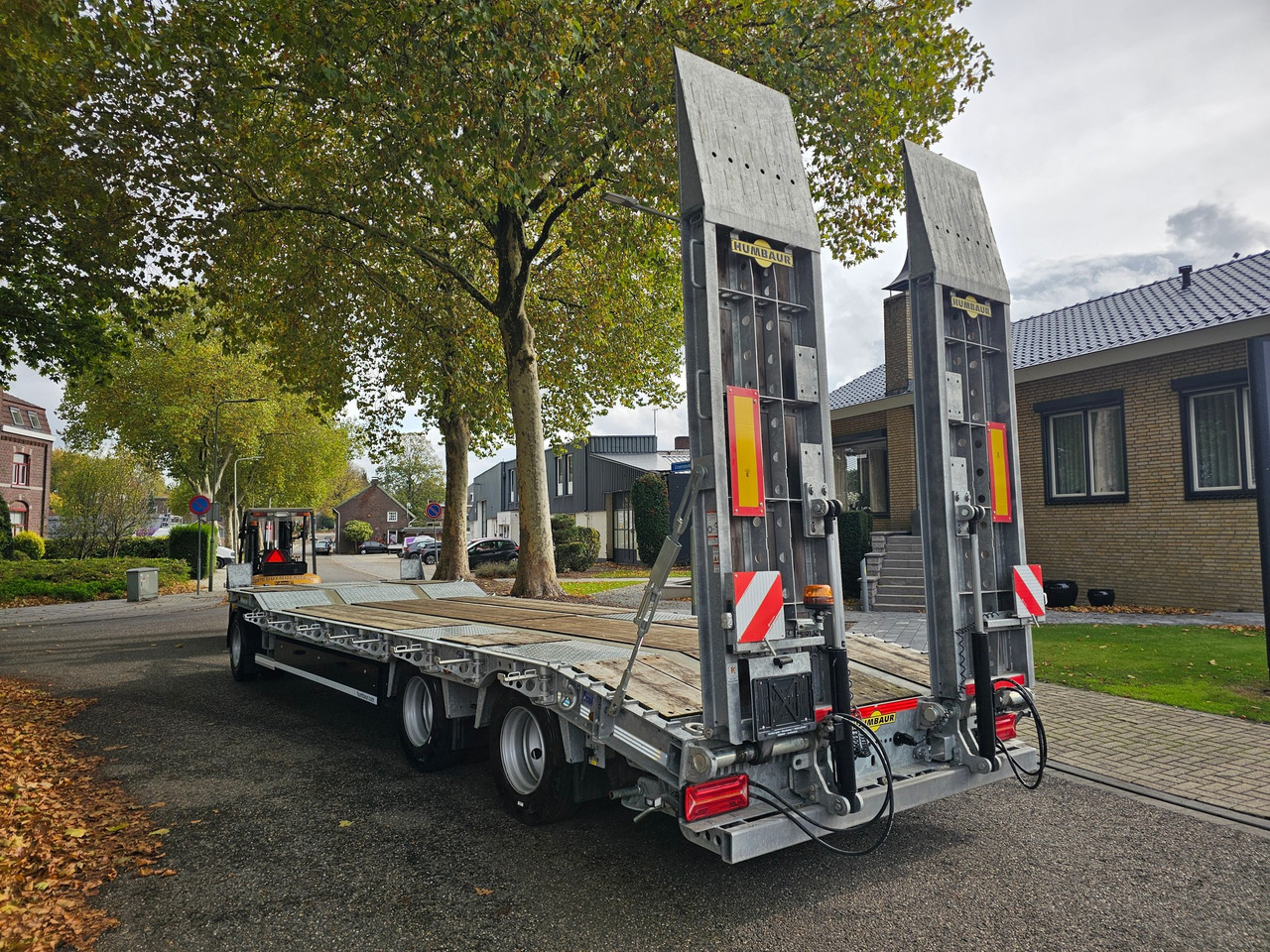 Humbauer HTD30 With Hydraulic Ramps - Podvalníkový přívěs: obrázek 4 Humbauer HTD30 With Hydraulic Ramps - Podvalníkový přívěs: obrázek 4