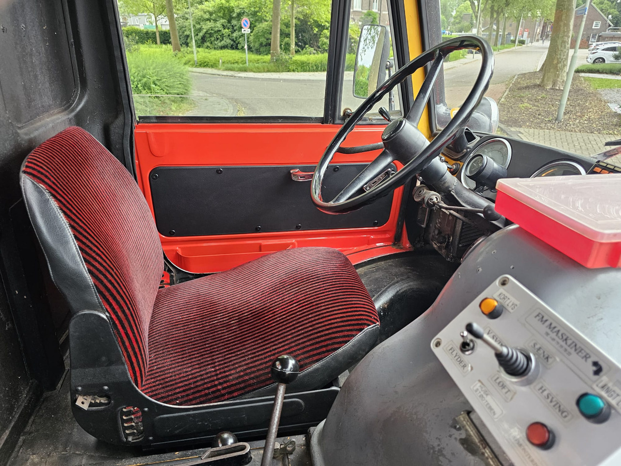 Auto s hydraulickou rukou Unimog 406/U9000 4x4: obrázek 16