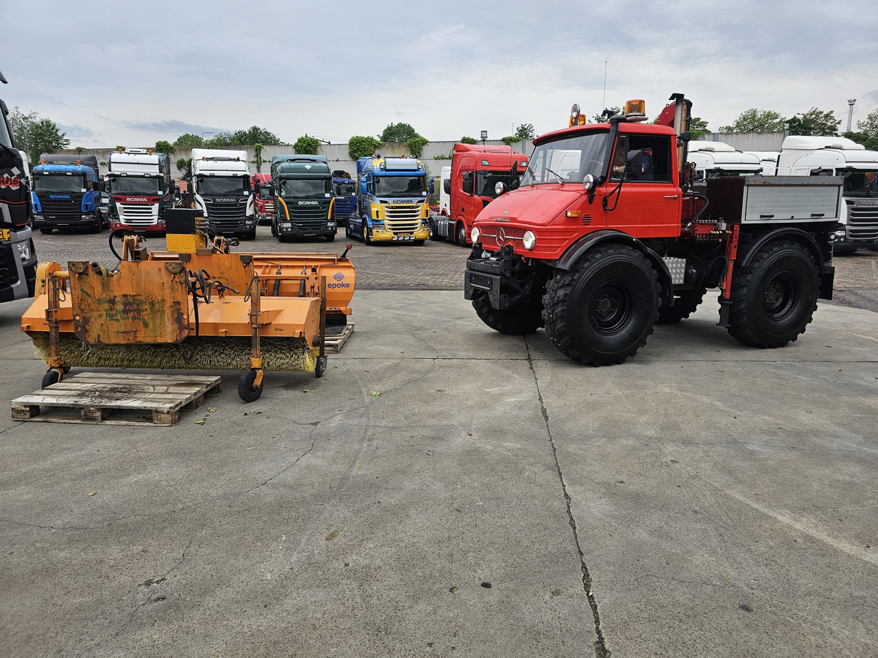 Auto s hydraulickou rukou Unimog 406/U9000 4x4: obrázek 6