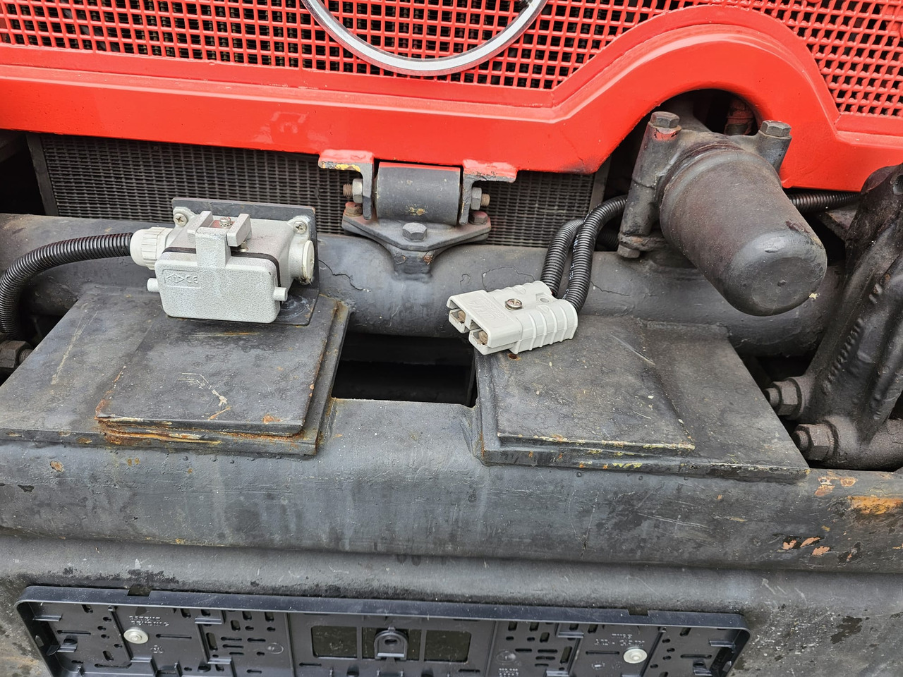 Auto s hydraulickou rukou Unimog 406/U9000 4x4: obrázek 14