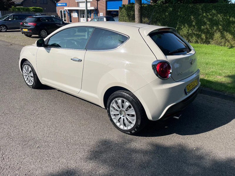 Alfa Romeo MiTo ALFA MITO Diesel ZEER MOOI - Hatchback: obrázek 3 Alfa Romeo MiTo ALFA MITO Diesel ZEER MOOI - Hatchback: obrázek 3