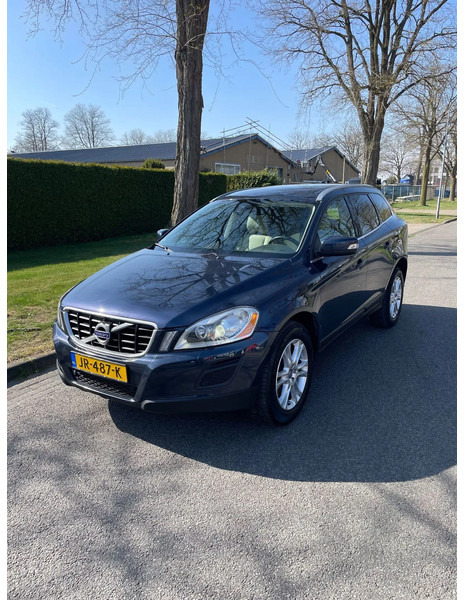 Volvo XC60 XC60 DZ88/DZ8850 5 Cilinder Euro 5 - Hatchback: obrázek 1 Volvo XC60 XC60 DZ88/DZ8850 5 Cilinder Euro 5 - Hatchback: obrázek 1