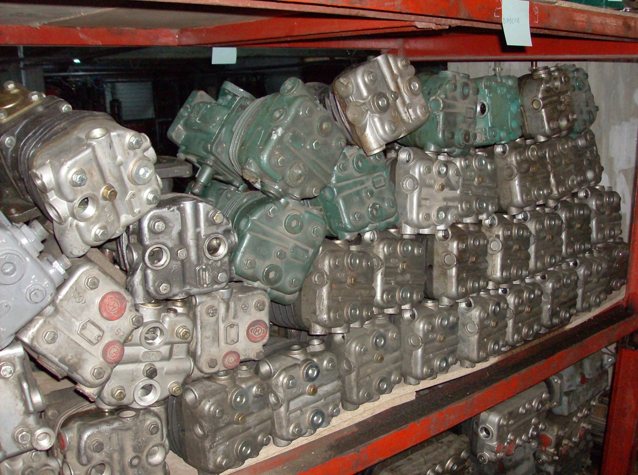 AIR COMPRESSOR MAN TGA 2 CYLINDERS MAN TGA - Kompresor pro Nákladní auto: obrázek 5 AIR COMPRESSOR MAN TGA 2 CYLINDERS MAN TGA - Kompresor pro Nákladní auto: obrázek 5
