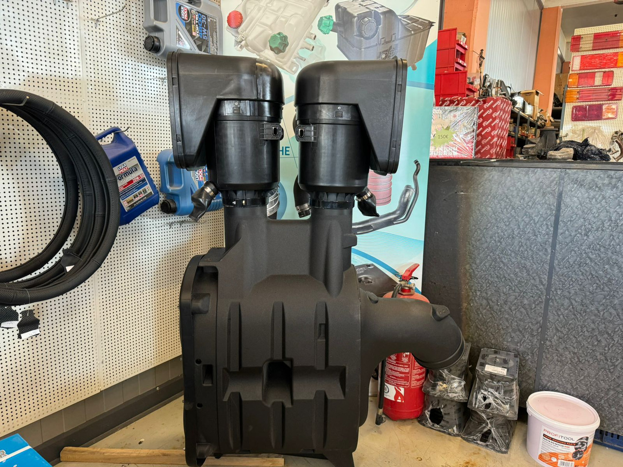 AIR FILTER HOUSING ACTROS MP2-MP3 - Systém sání vzduchu: obrázek 1 AIR FILTER HOUSING ACTROS MP2-MP3 - Systém sání vzduchu: obrázek 1