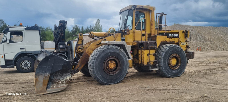 Caterpillar 966E - Kolový nakladač: obrázek 2 Caterpillar 966E - Kolový nakladač: obrázek 2