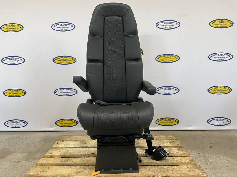 Volvo FH5 - Sedaček: obrázek 2 Volvo FH5 - Sedaček: obrázek 2