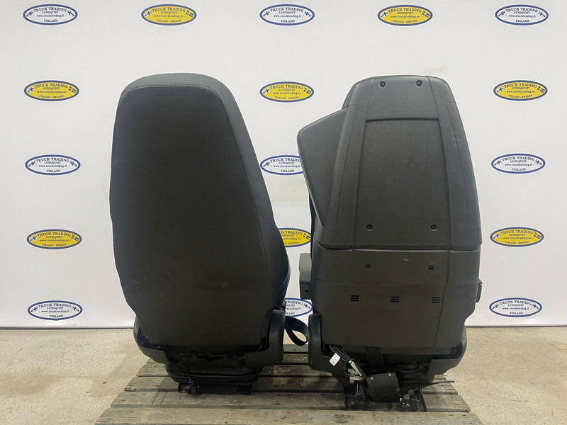 Volvo FM4 - Sedaček: obrázek 4 Volvo FM4 - Sedaček: obrázek 4