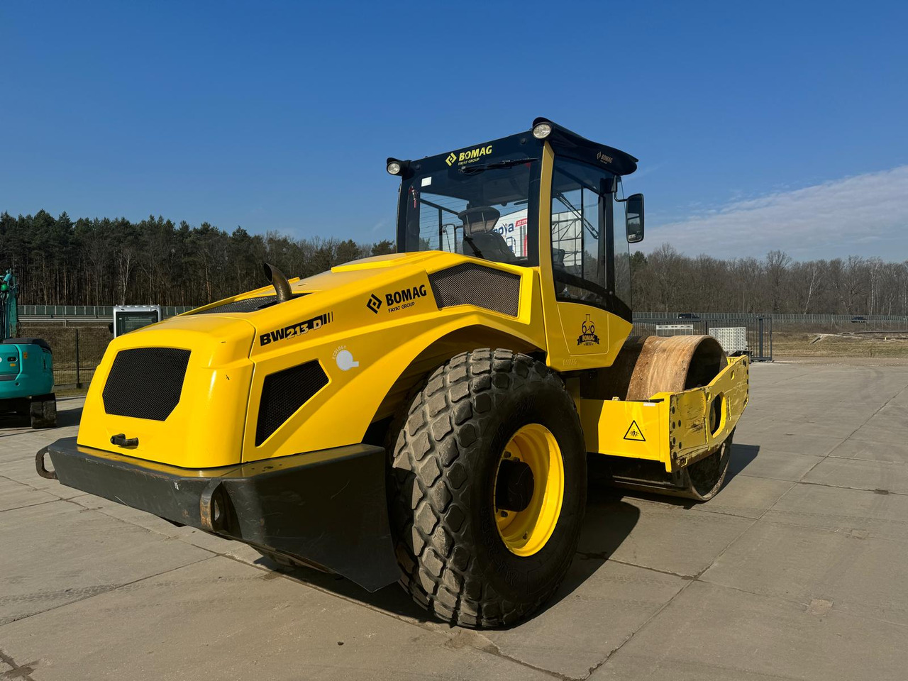 Bomag BW 213-D5 2017 - Kompaktor: obrázek 3 Bomag BW 213-D5 2017 - Kompaktor: obrázek 3