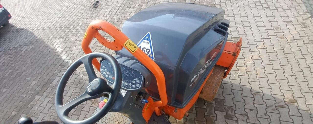 Hamm HD12 - Mini válec: obrázek 5 Hamm HD12 - Mini válec: obrázek 5