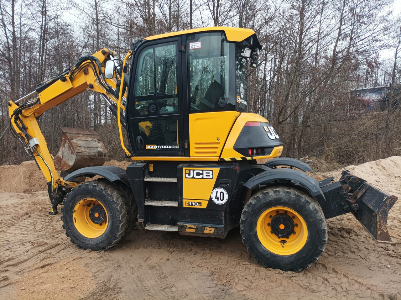 JCB HD110WT T4F - Mini rýpadlo: obrázek 4 JCB HD110WT T4F - Mini rýpadlo: obrázek 4