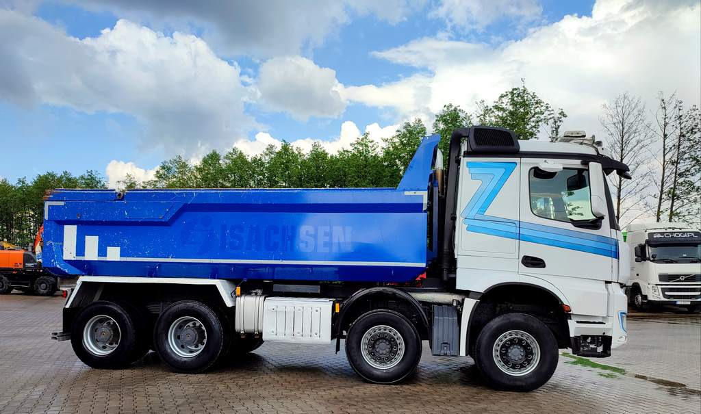 Mercedes-Benz Arocs 4151 - Sklápěč: obrázek 5 Mercedes-Benz Arocs 4151 - Sklápěč: obrázek 5