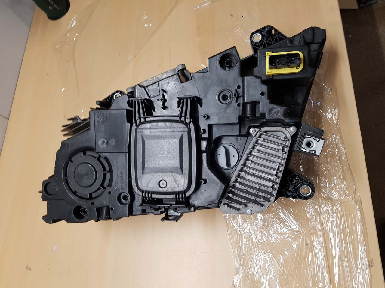 COMPLETE SET VOOR VOLVO FH4 (FH16 LOOK) DEPO XENON KOPLAMPEN + MISTLAMPEN LINKS EN RECHTS. 000126 - Mlhovka pro Nákladní auto: obrázek 5 COMPLETE SET VOOR VOLVO FH4 (FH16 LOOK) DEPO XENON KOPLAMPEN + MISTLAMPEN LINKS EN RECHTS. 000126 - Mlhovka pro Nákladní auto: obrázek 5