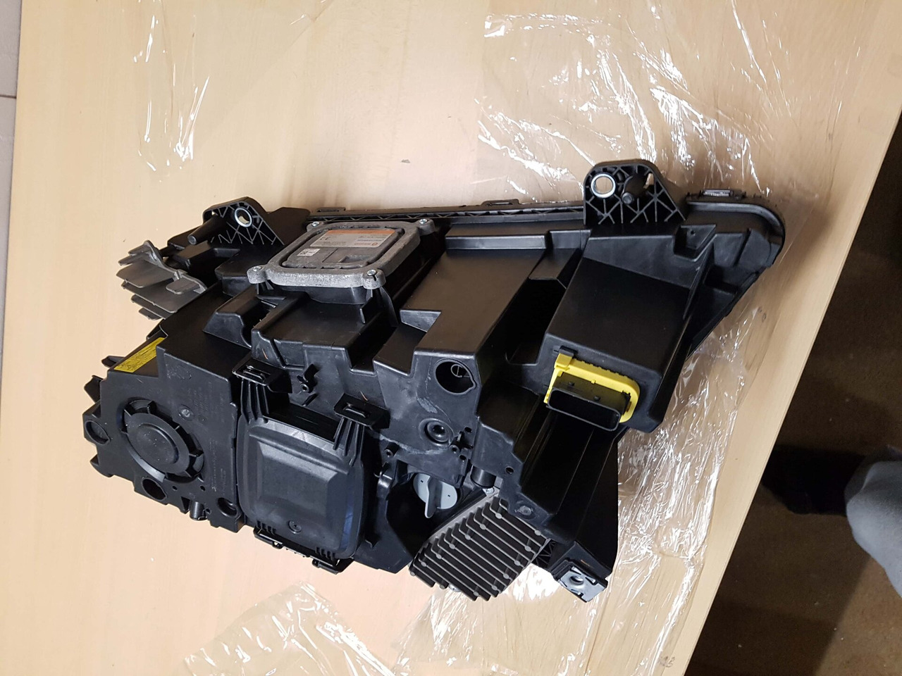 COMPLETE SET VOOR VOLVO FH4 (FH16 LOOK) DEPO XENON KOPLAMPEN + MISTLAMPEN LINKS EN RECHTS. 000126 - Mlhovka pro Nákladní auto: obrázek 4 COMPLETE SET VOOR VOLVO FH4 (FH16 LOOK) DEPO XENON KOPLAMPEN + MISTLAMPEN LINKS EN RECHTS. 000126 - Mlhovka pro Nákladní auto: obrázek 4