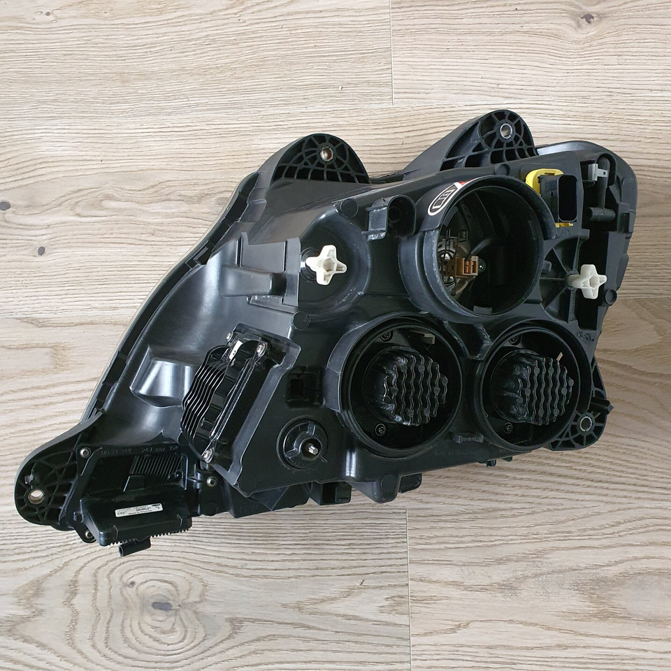 DAF XF 106 FULL LED XENON RECHTS OE nieuw 1857527 - Světlomet pro Nákladní auto: obrázek 2 DAF XF 106 FULL LED XENON RECHTS OE nieuw 1857527 - Světlomet pro Nákladní auto: obrázek 2