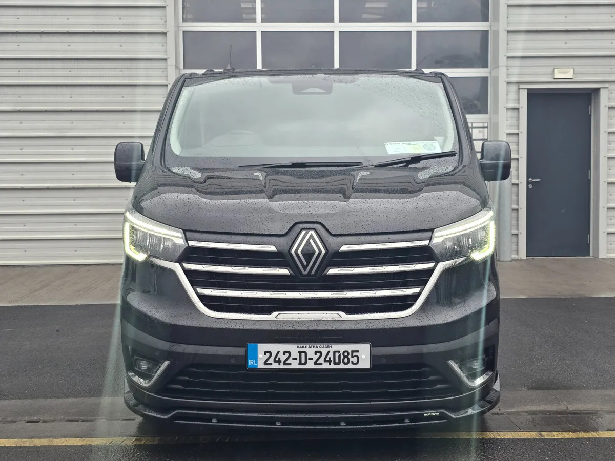 2024 Renault Trafic Exclusive 170BHP - Furgon: obrázek 2 2024 Renault Trafic Exclusive 170BHP - Furgon: obrázek 2