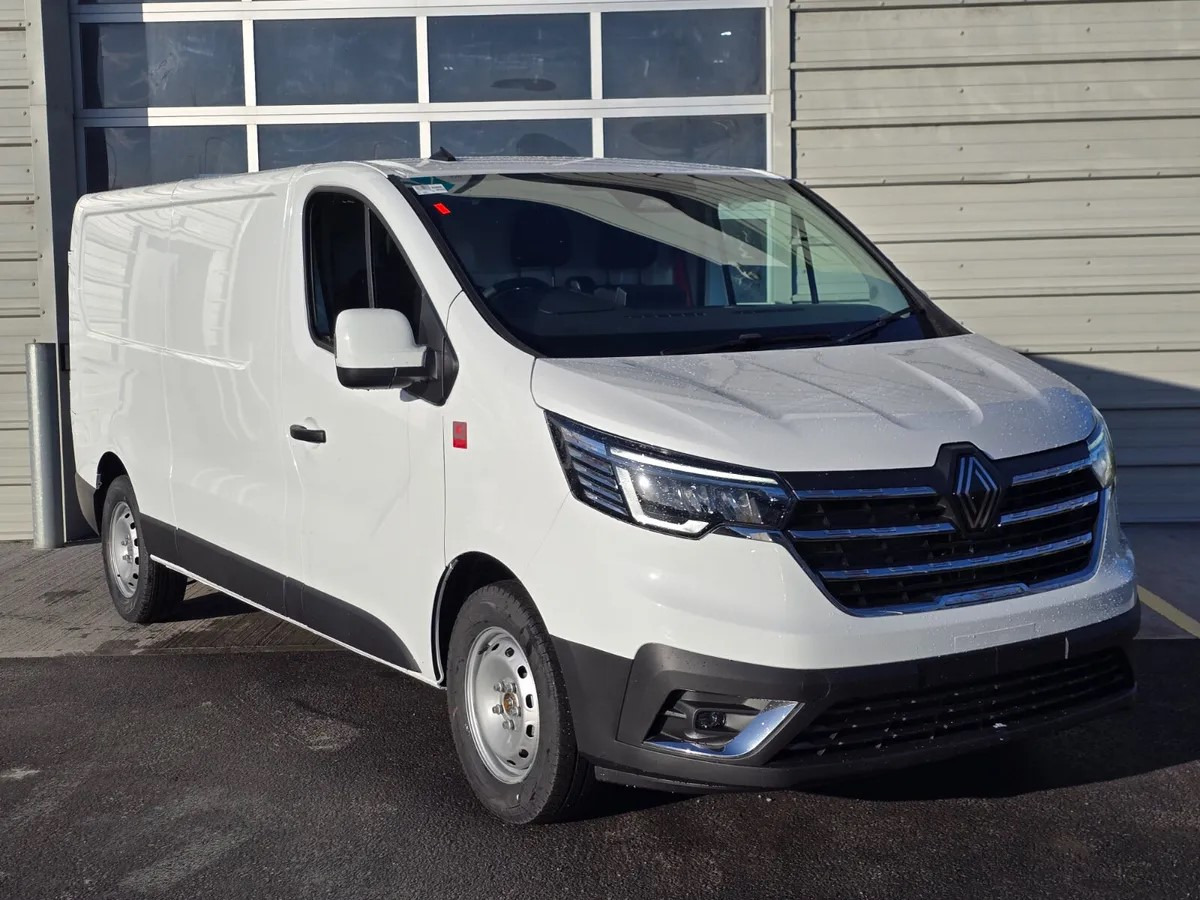 2025 New Renault Trafic Red Edition 150BHP - Furgon: obrázek 1 2025 New Renault Trafic Red Edition 150BHP - Furgon: obrázek 1