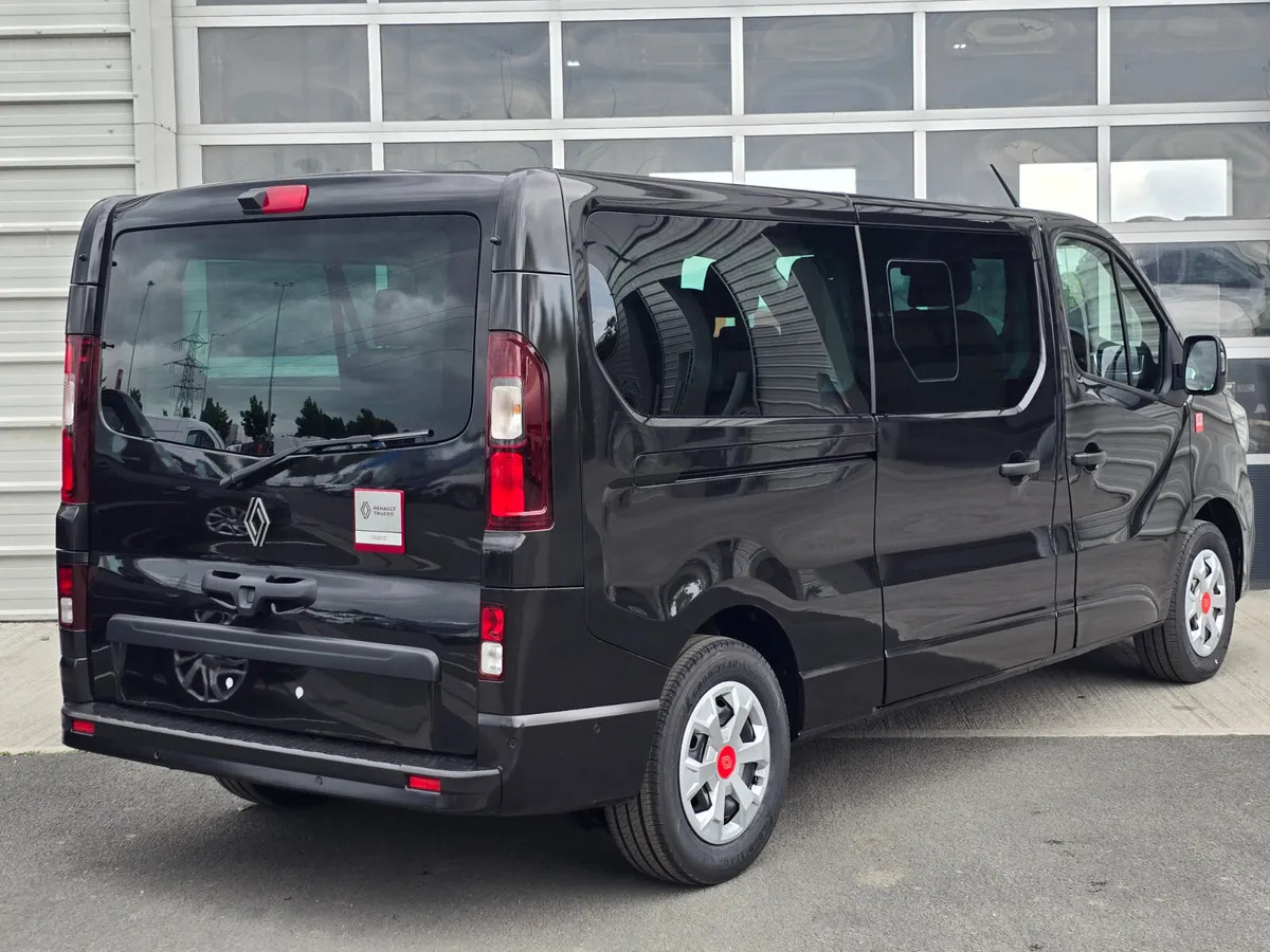 2025 Renault Trafic Combi 170BHP Auto - Dodávka s dvojitou kabinou: obrázek 5 2025 Renault Trafic Combi 170BHP Auto - Dodávka s dvojitou kabinou: obrázek 5