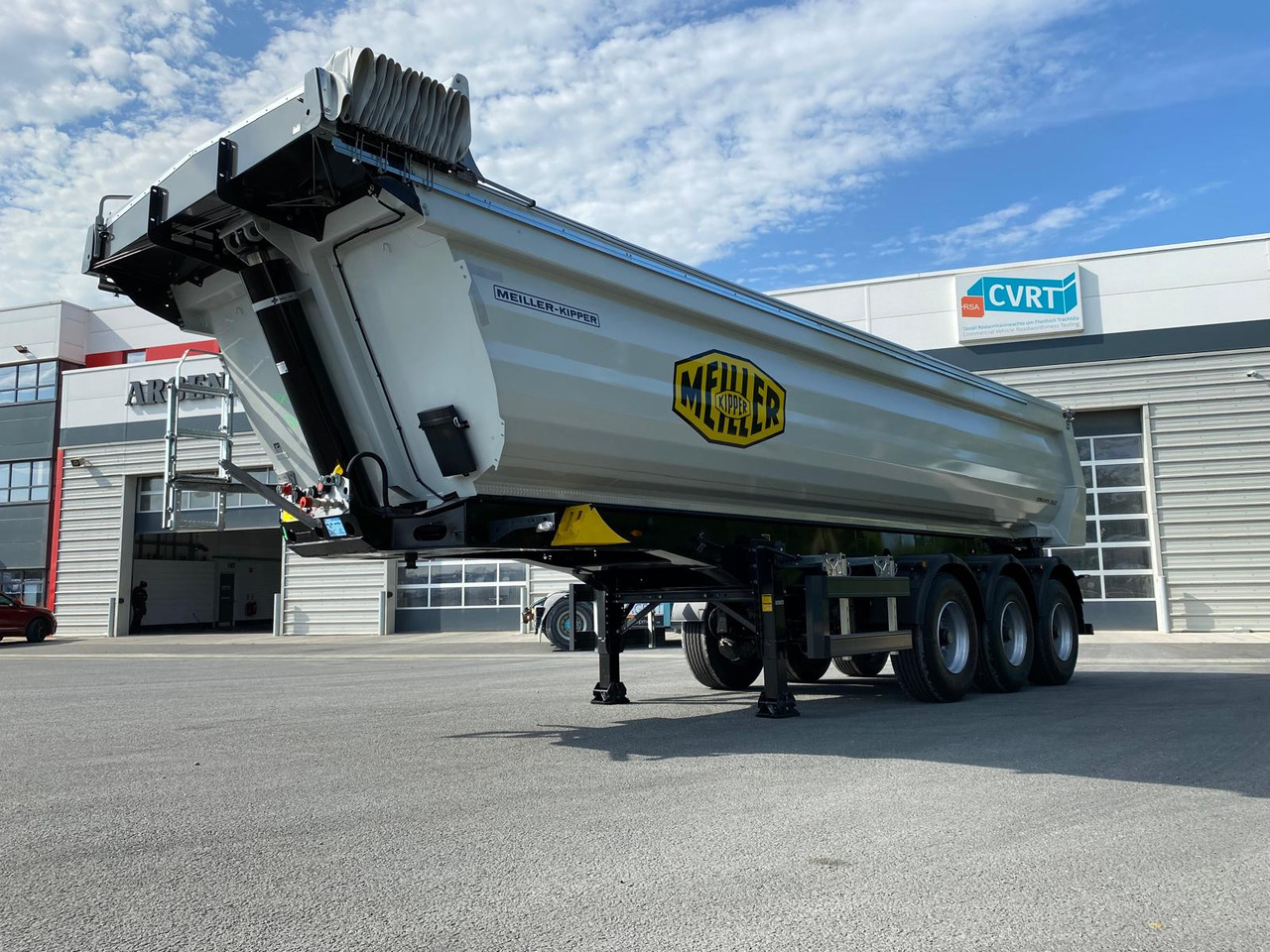 Meiller – Long Wheel Base Tipping Trailer - Sklápěcí návěs: obrázek 3 Meiller – Long Wheel Base Tipping Trailer - Sklápěcí návěs: obrázek 3