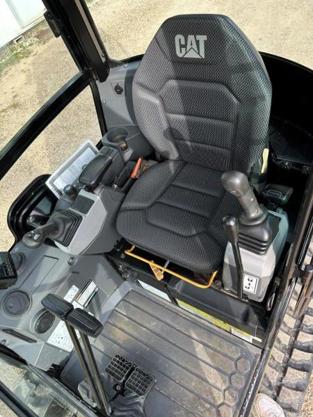 Caterpillar 302 CR - Mini rýpadlo: obrázek 5 Caterpillar 302 CR - Mini rýpadlo: obrázek 5