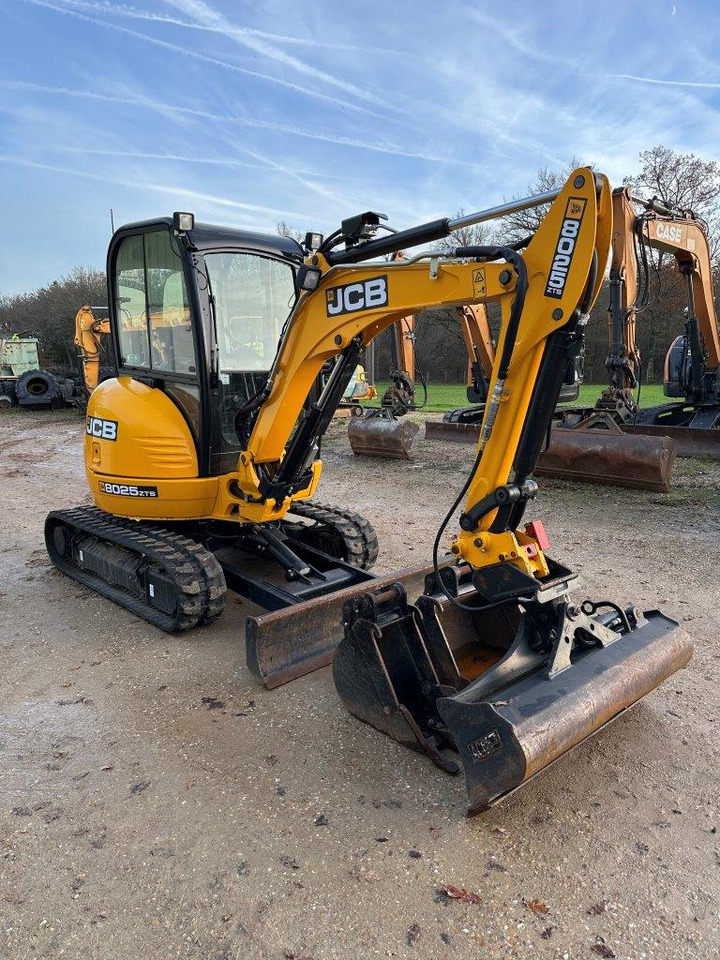 JCB 8025 ZTS - Mini rýpadlo: obrázek 4 JCB 8025 ZTS - Mini rýpadlo: obrázek 4